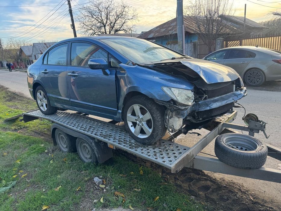 Honda Civic Avariata