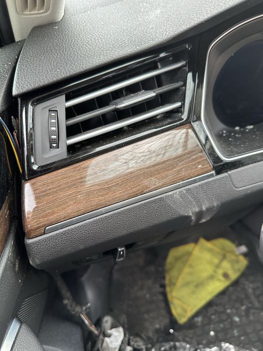 Trimuri iluminate aluminiu mahon Vw Passat B8 break combi variant 2015-2023