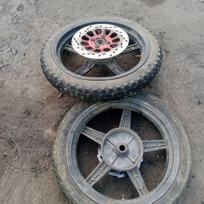Диски с покрышками