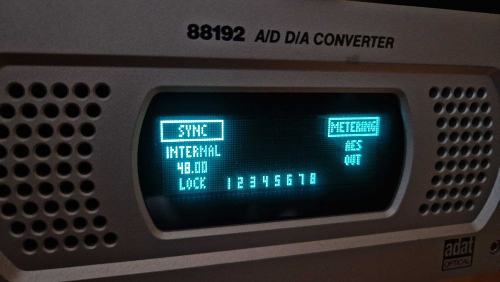 LUCID 88192 - convertor AD/DA, AES EBU, ADAT