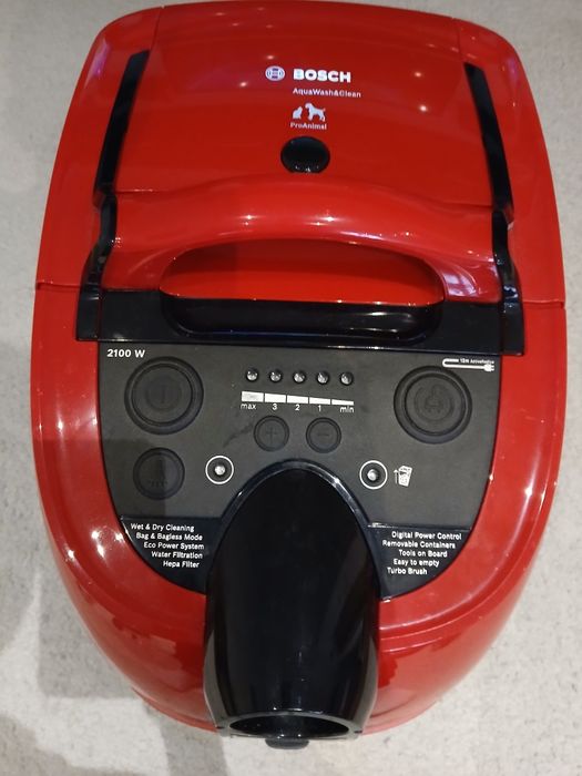 Aspirator cu spalare