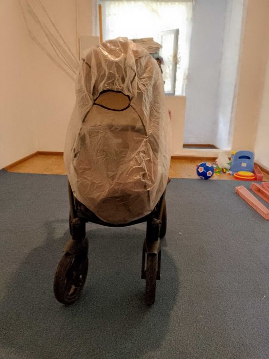 Детская коляска в хорошем состоянии Bo Jungle