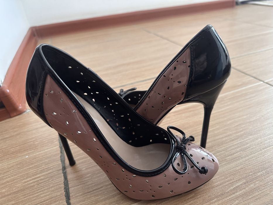 Почти новые туфли