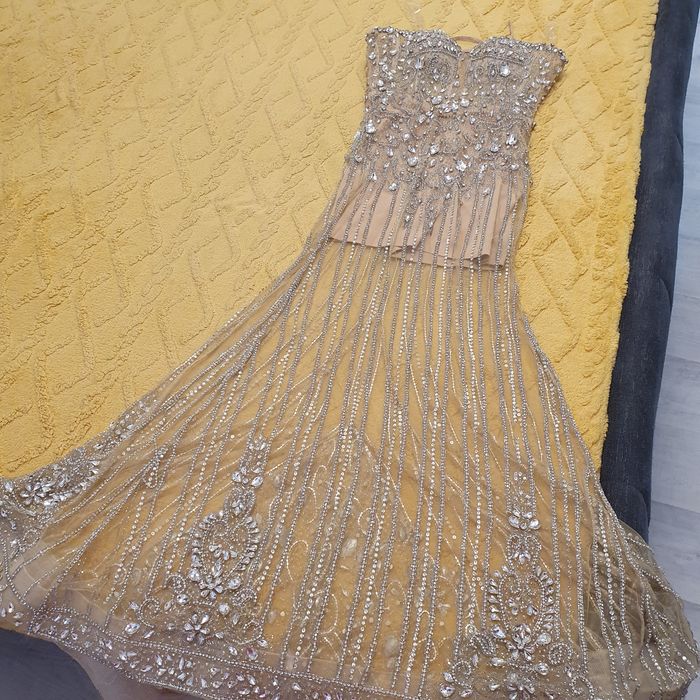 Rochie deosebita, cu pietre si corset