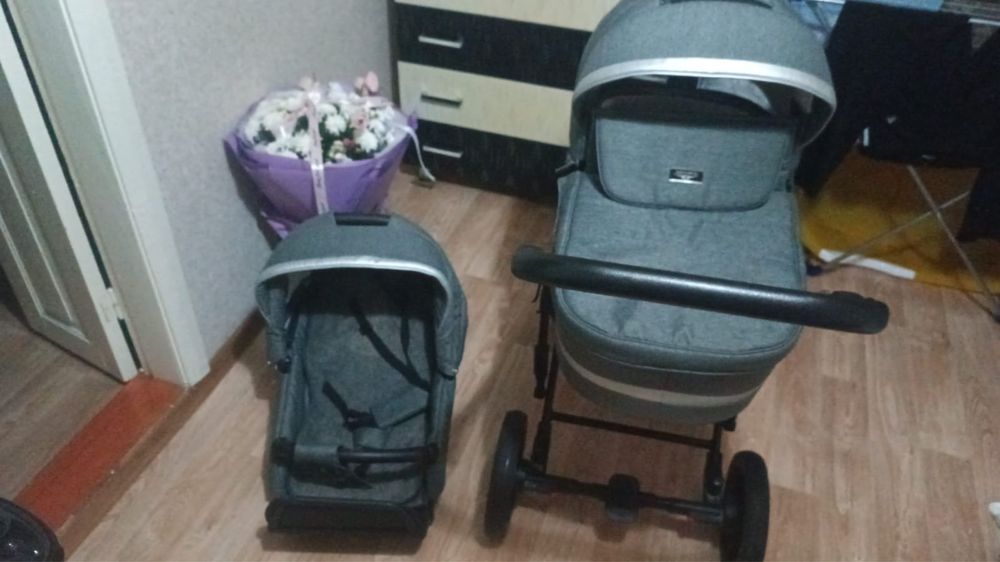 Продам детскую коляску