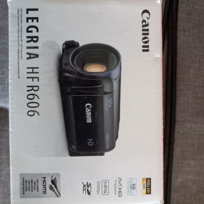 Камера Canon LEGRIA HF R606