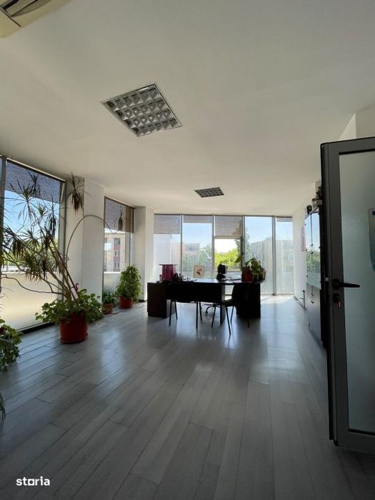 Spatiu comercial / birouri - 660 mp, Bulevardul Nicolae Titulescu