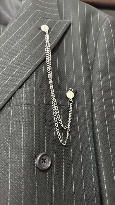 Срочно продам костюм