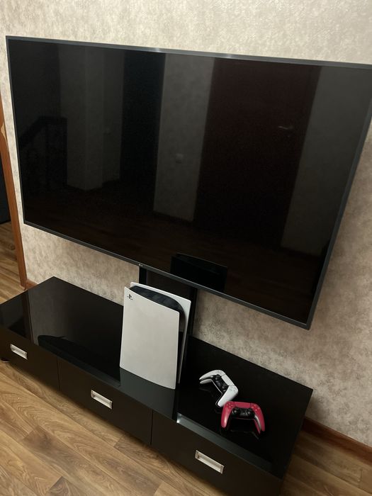 Продам комплектом PS5 с телевизором 65 диагональ.