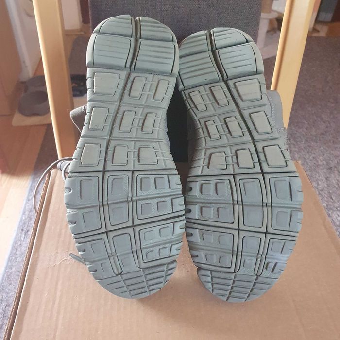 Încălțăminte militară Nike