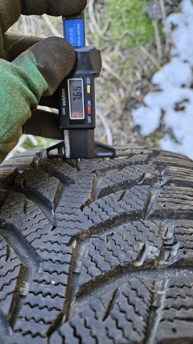 2бр като нови гуми 205 50 17 дот 23