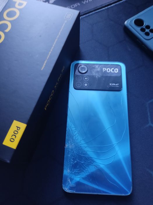 Poco X4 pro с дефектом