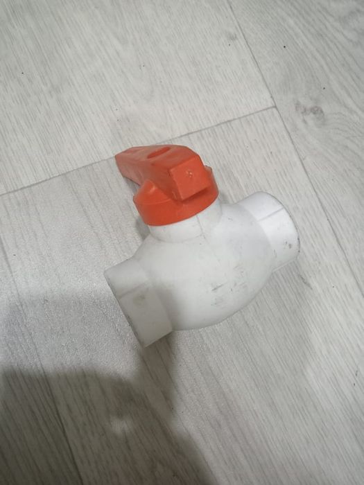 Продам вентиля на 20 и 25