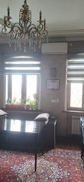 Продаётся своя квартира в центре города Ташкента