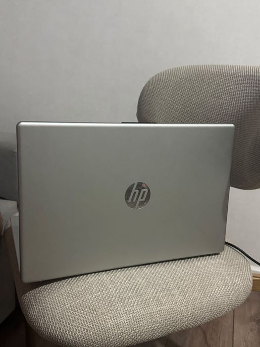 HP ноутбук в хорошем состоянии