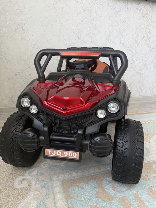 Машина на пульте управления