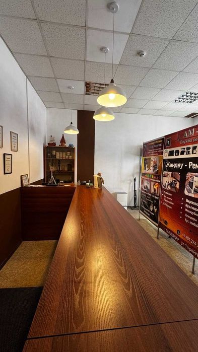 Ресепшн - стойка администратора.