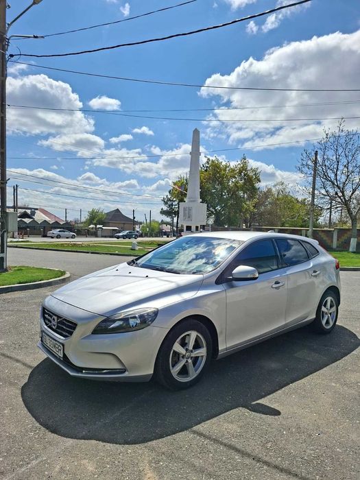 Volvo V40 D4 2015 190hp
