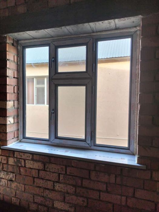 Пластиковые окна двери