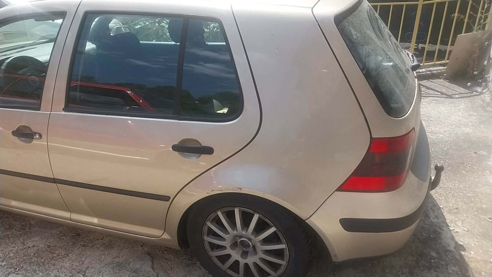 Golf 4, 1.6 на части