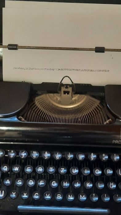 Mașină de scris Olympia Progres 1949 impecabilă