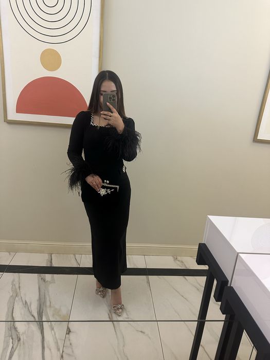 Вечерное нарядное платье