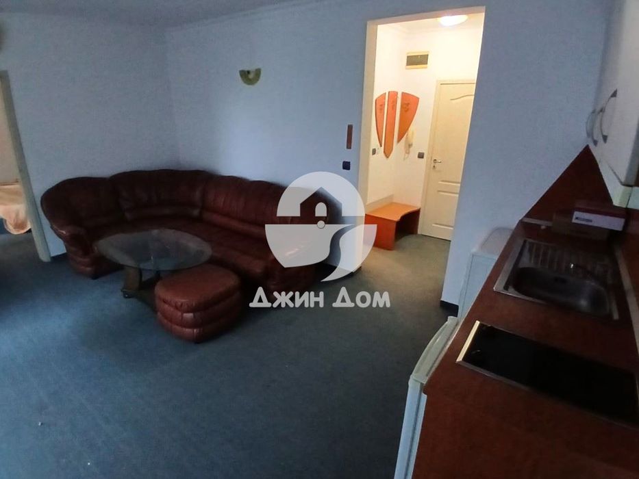 Двустаен апартамент с НИСКА ТАКСА в гр. Несебър