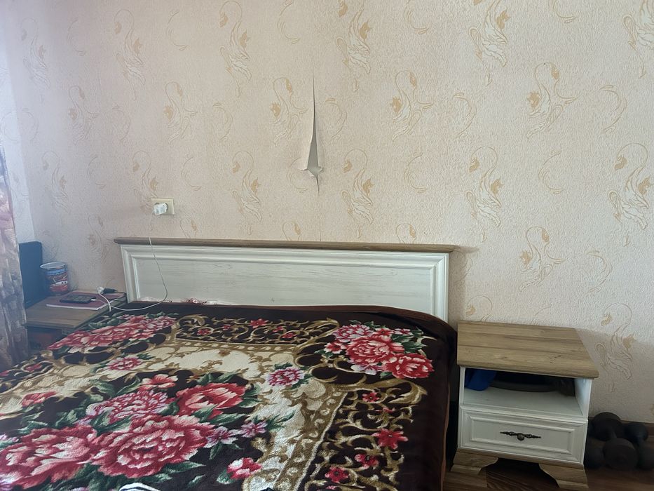 Продам спальный  гарнитур