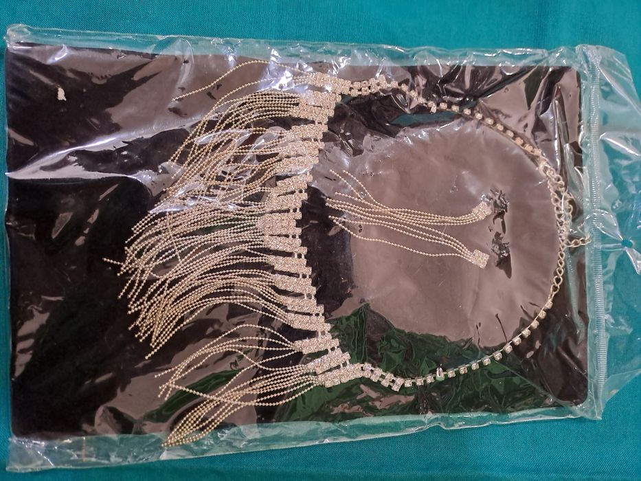 Английски комплект колие