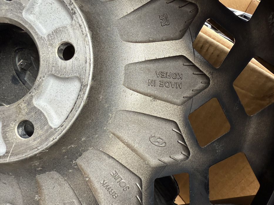 Диски оригинал хундай 4шт