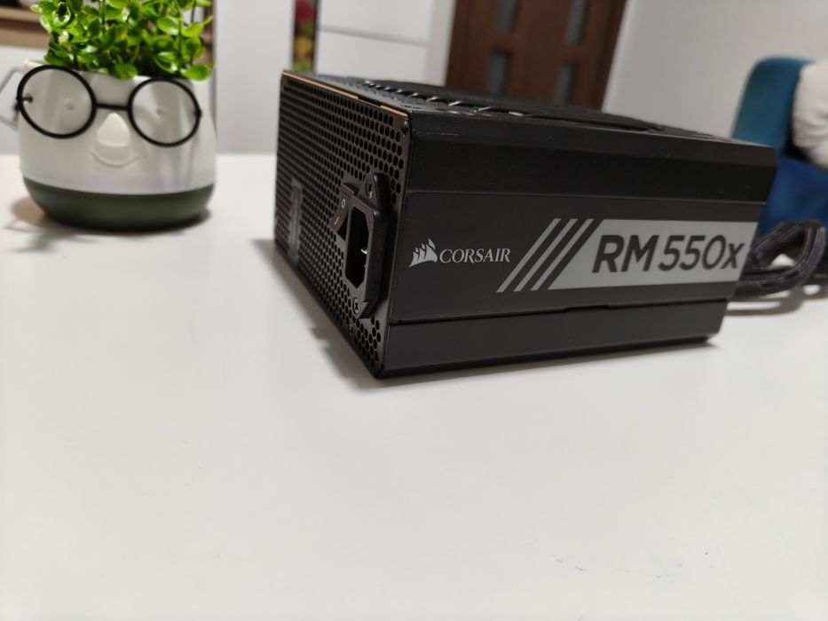 Sursa modulara Corsair RM550x, 550W, 80 PLUS Gold, ATX 2.31,