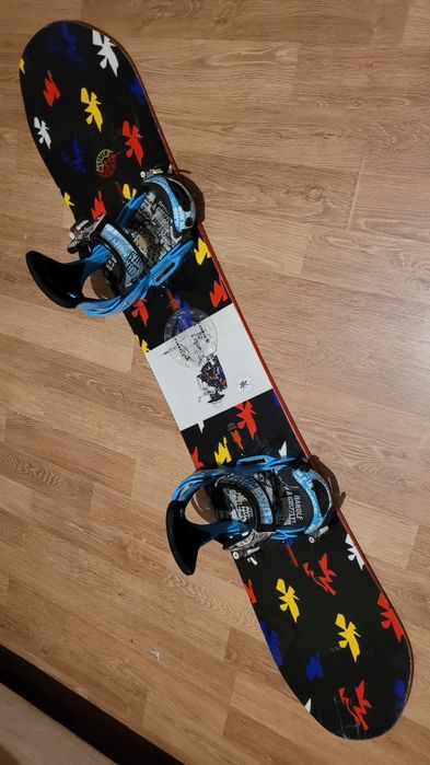 Placa snowboard Burton Channel 155 + legaturi Burton Malavita EST