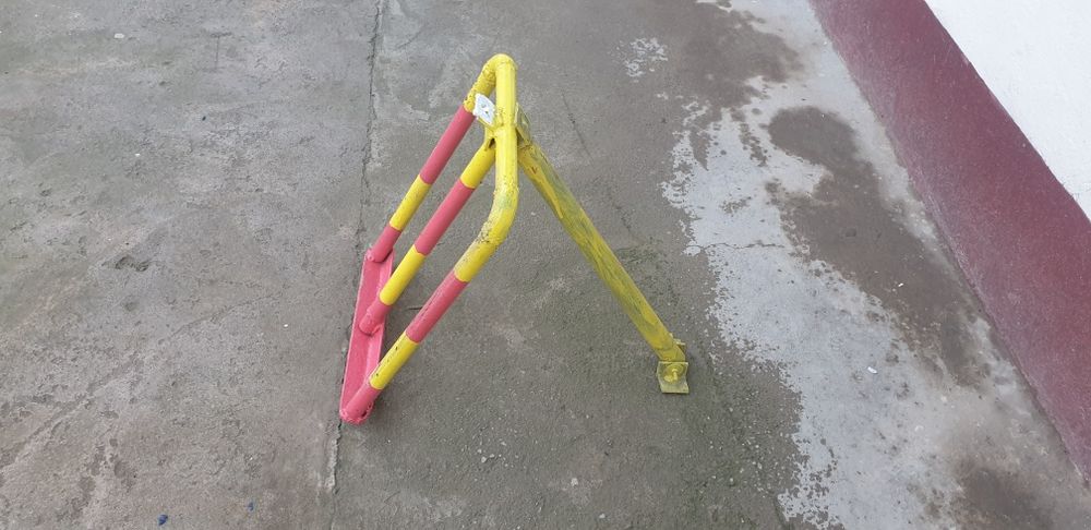 Stayanka uchun temir qluflar