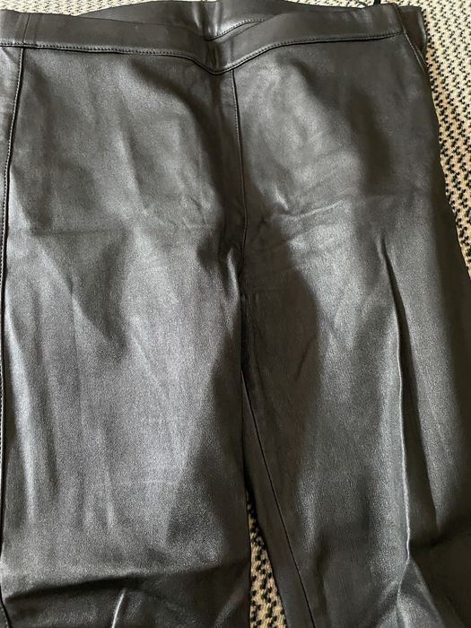 Pantaloni de piele nappa mulati Massimo Dutti S