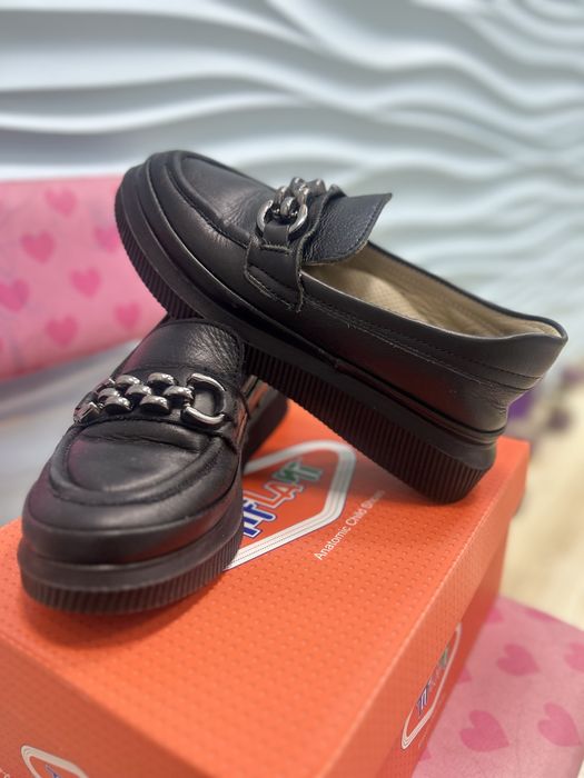 Обувь для девочек 27-28-30