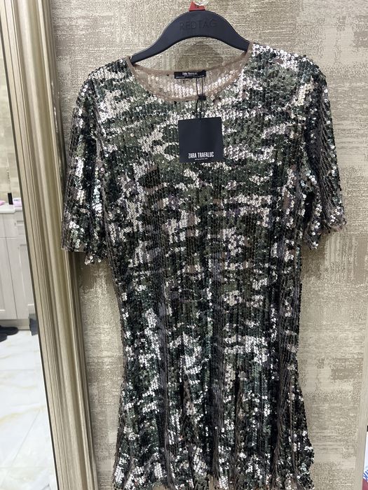 Изяшьное платья зара