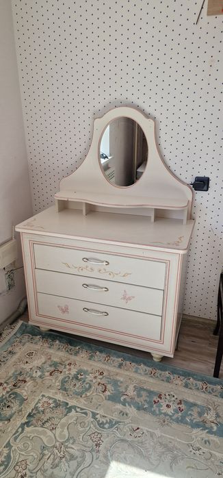 Детская мебель для девочки