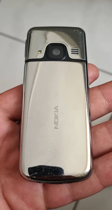 Nokia 6700 Classic - Perfect Funcțional, Liber de Rețea + Husă Nouă Pouch