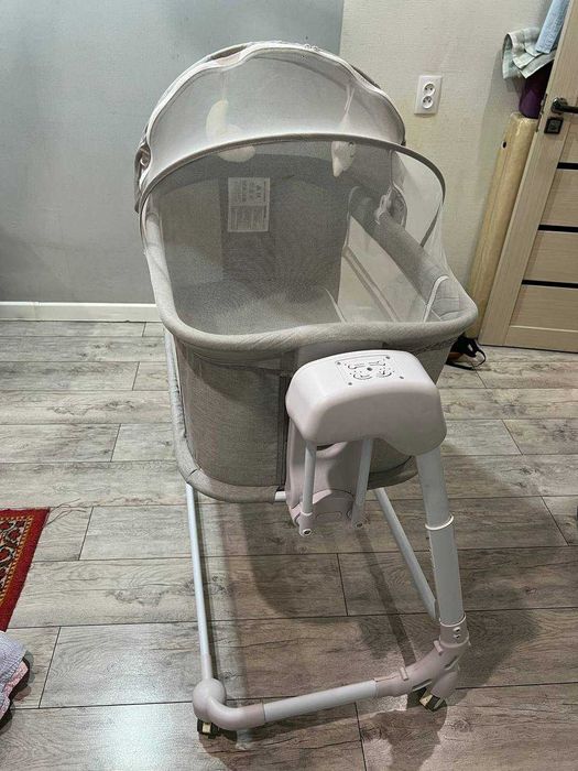 Продам детскую кроватку
