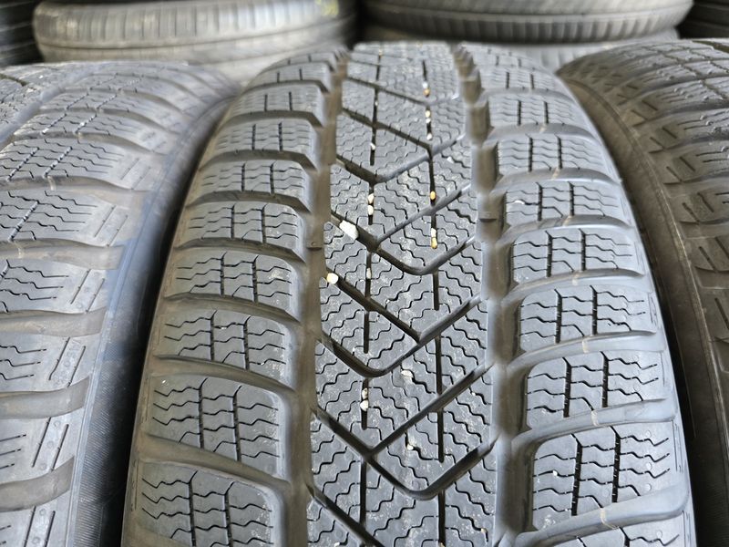 225/55/17 PIRELLI 4бр