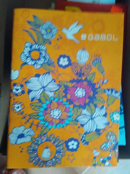 Ученически пособия,канцел.материали