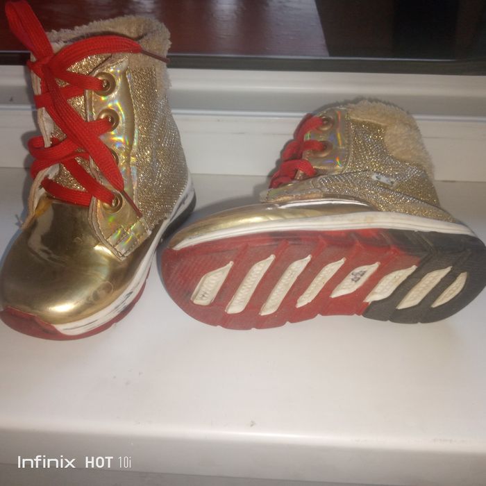 Bolalar etigi 20000 Sergili Yangi Hayotda