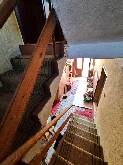 Къща в Тетевенски Балкан / с.Гложене/ !