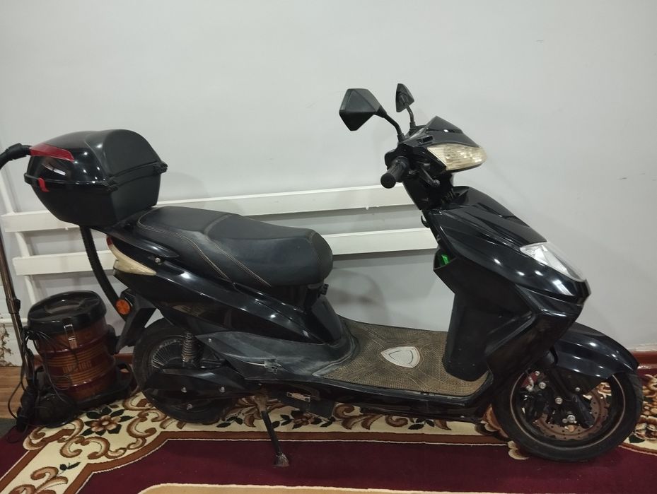 Skuter 2022 akkumulyatori yoʻq