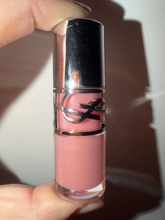 Gloss Yves Saunt Laurent