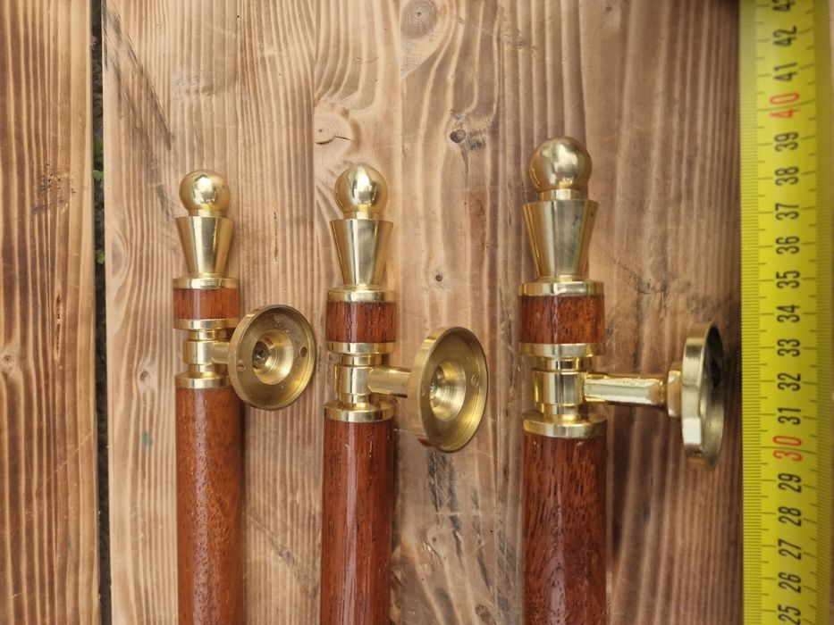 Manere usi intrare sau mobila alama si lemn stejar