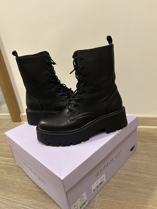 Боти Steve Madden