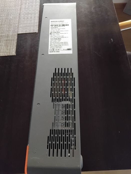 Хибриден инвертор PowMr 4,5 kw/24V