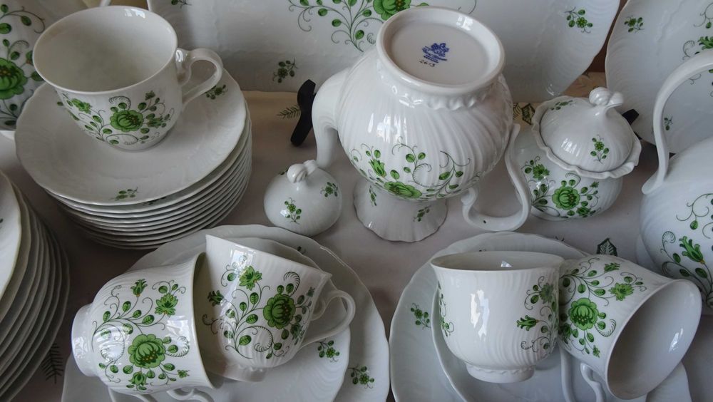 Костен порцелан- Royal Tettau Grüne Blume Porzellan