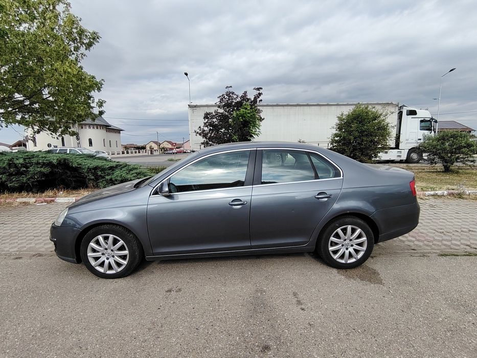 VOLKSWAGEN Jetta 2007 — imagine 3